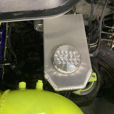 FULL SEND DIESEL BILLET BRAKE FLUID RESERVOIR CAP